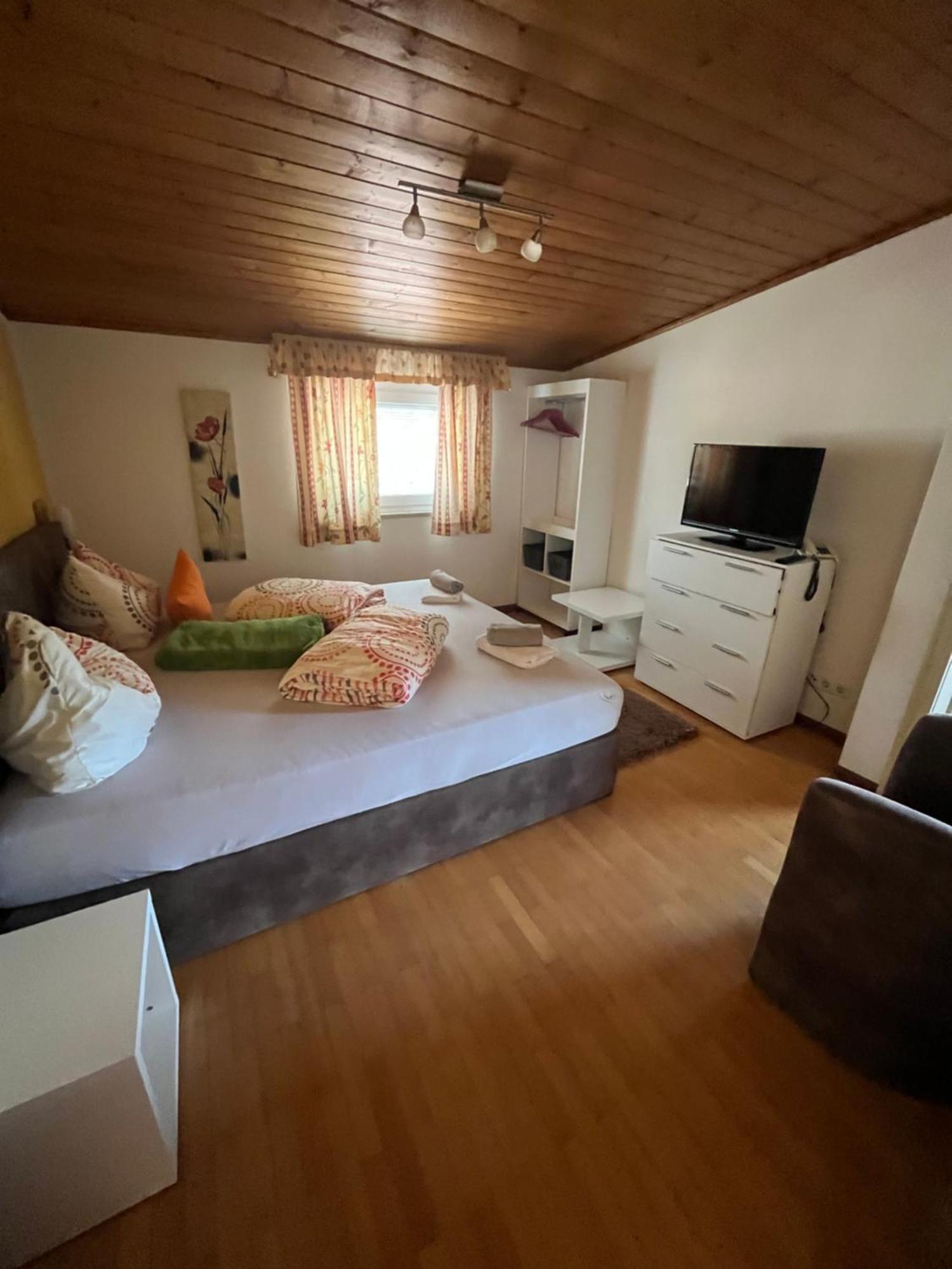 Hotel Krone Morter Esterno foto